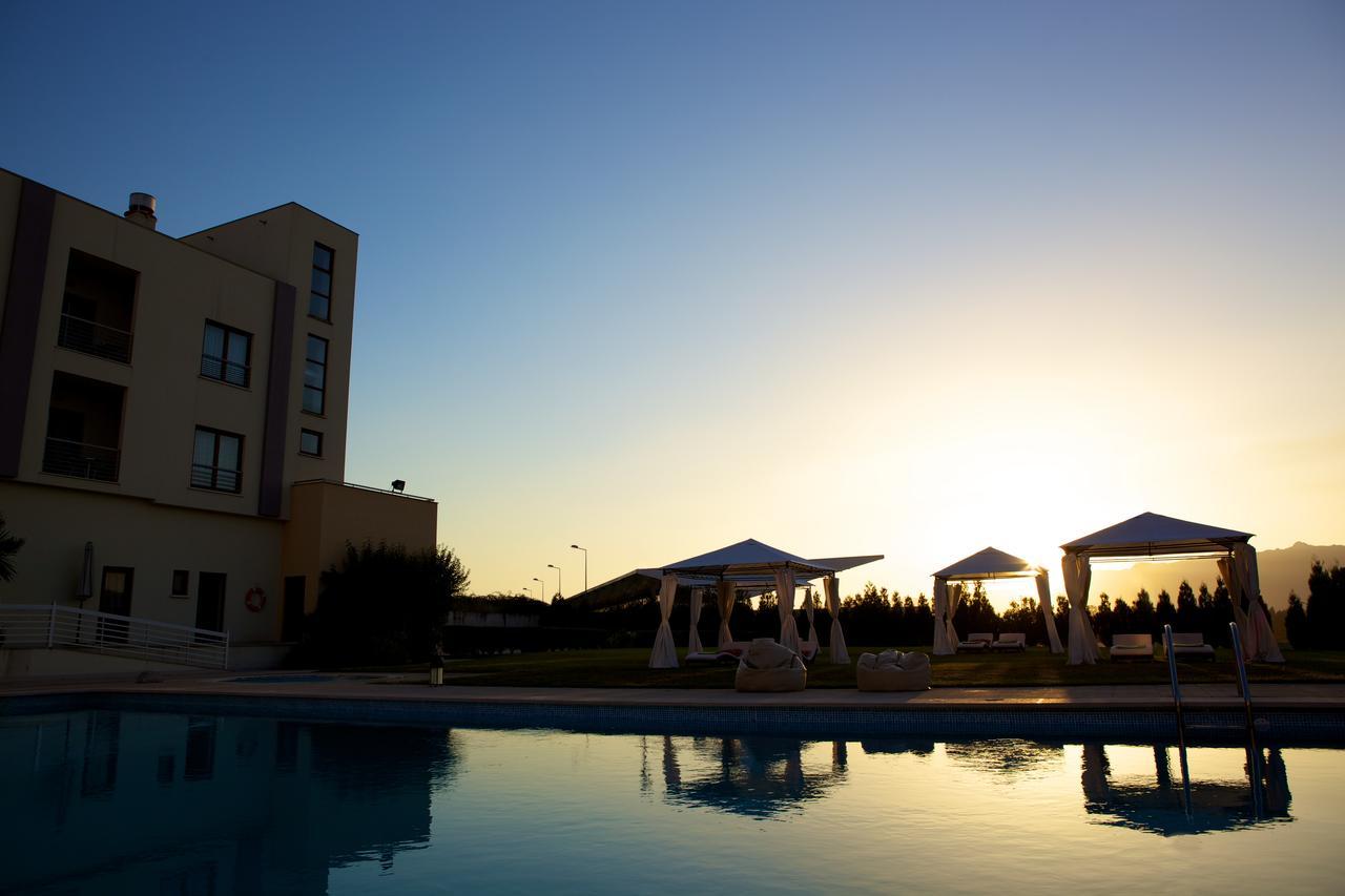 Hotel Sj Tondela Exterior photo